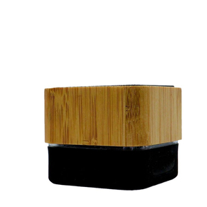 Mini haut-parleur Bluetooth sans fil en bois de bambou carré extérieur portable