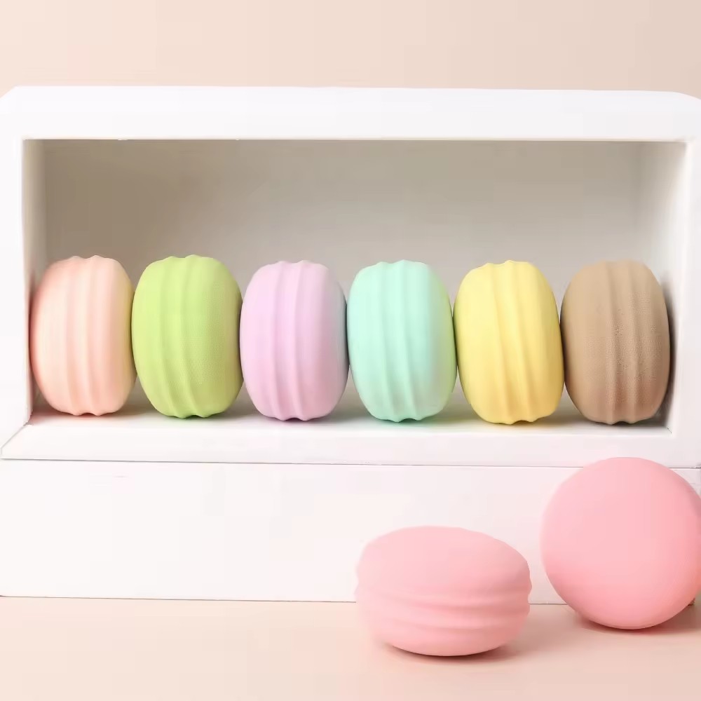 Gros houppette Macaron rond Mini oeufs de beauté